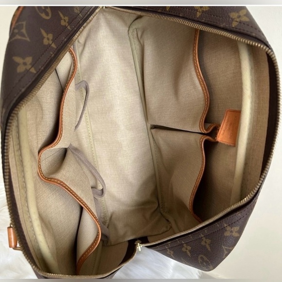 Louis Vuitton monogram Deauville hand bag - Picture 16 of 16